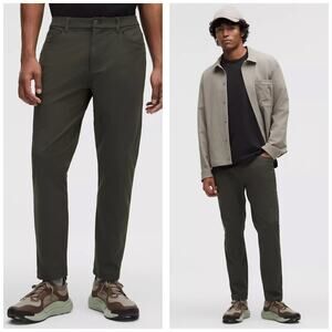 Lululemon Men’s ABC Slim-Fit 5 Pocket Pant 30L
Warpstreme Size 34 lm5ao5s